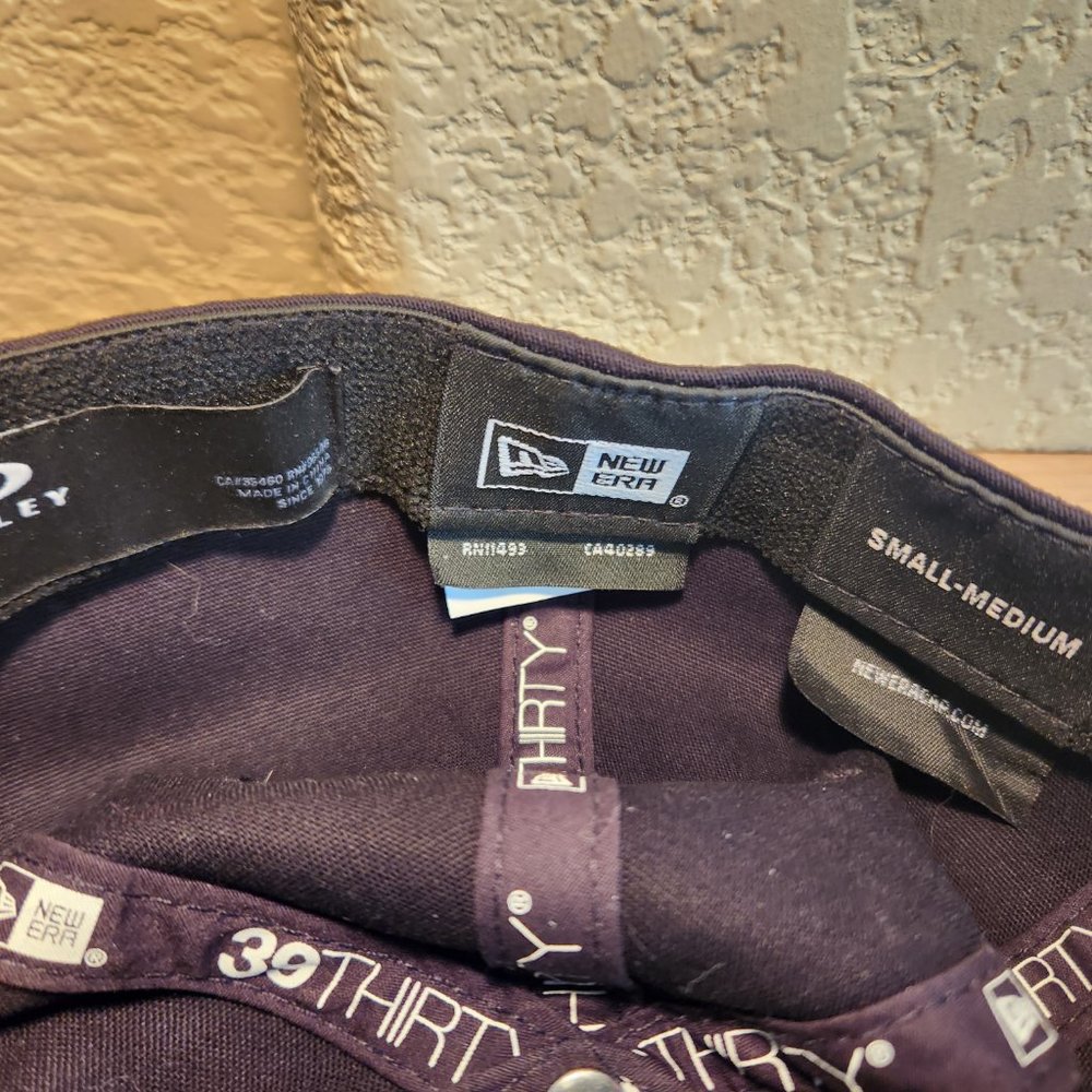 Oakley Cap - Picture 6 of 6